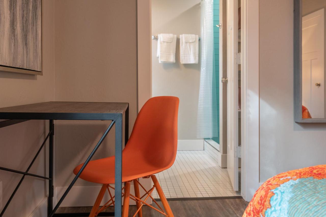 Plaza Pad I - New Near Plaza District Apartment Oklahoma City