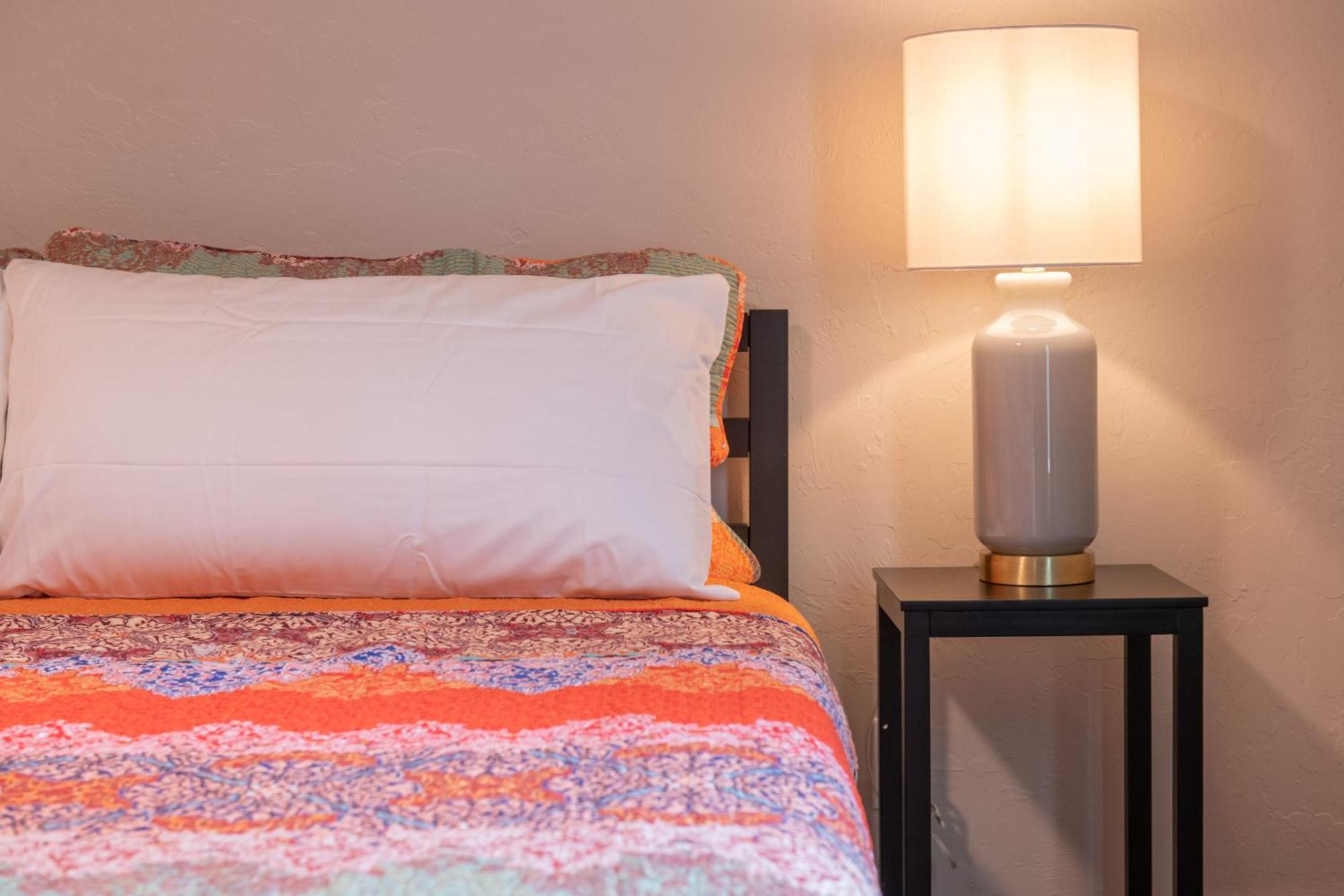 Plaza Pad I - New Near Plaza District *